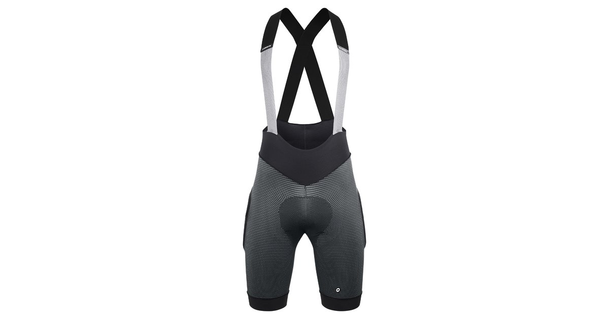 trail liner shorts assos