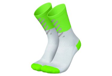 Incylence high viz v2 running socks fluo green white