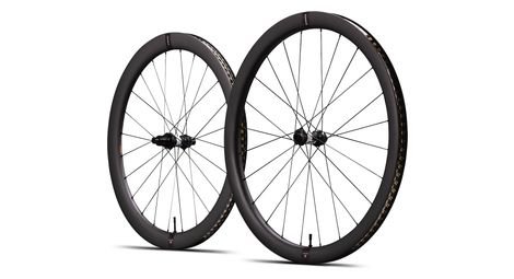 Reserve 42 49 ta dt240 700mm   12x100   12x142 mm   centerlock laufradsatz