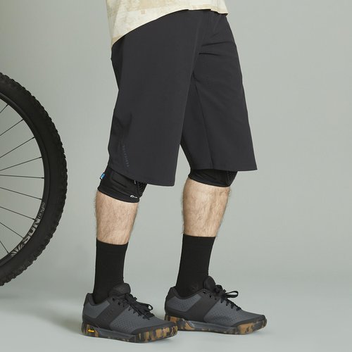 Rockrider Kurze Radhose MTB Short Enduro All Mountain schwarz