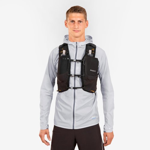 Kiprun Laufrucksack 10 l Trailrunning - schwarz