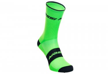 Massi supra socken grun