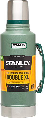 Stanley Legendary Classic Vakuum-Thermoskanne, 1.9 Liter, Hammertone Green, 18/8 Stainless Edelstahl, Integrierter Thermobecher, Doppelwandige Isolierung Isolierflasche Isolierkanne Kaffeekanne