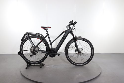 Cube Kathmandu Hybrid 45