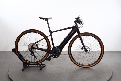 Giant Revolt E+
