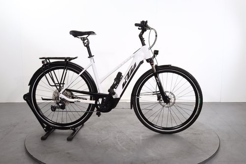 KTM Cento 11 Plus