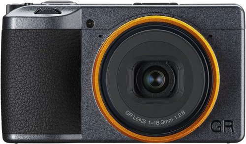 Ricoh GR III Kompaktkamera (24 MP, WLAN (Wi-Fi), FULL HD)