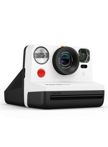 Polaroid Originals Now i-Type Sofortbildkamera (Optisch hochwertige Objektive aus Polycarbonat und Acryl, Sofortbildkamera, Selbstauslöser, Beschichtetes Verschlusssystem mit Präzisionsschrittmotor, Halsband)