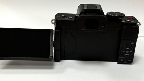 Panasonic Lumix DC-G100D + 12-32 mm Kamerakit Systemkamera