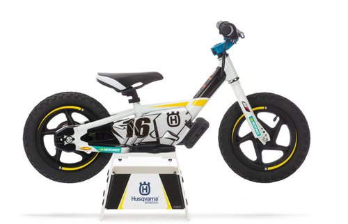 Husqvarna Replica 16eDrive E-Bike Weiß Modell 2022