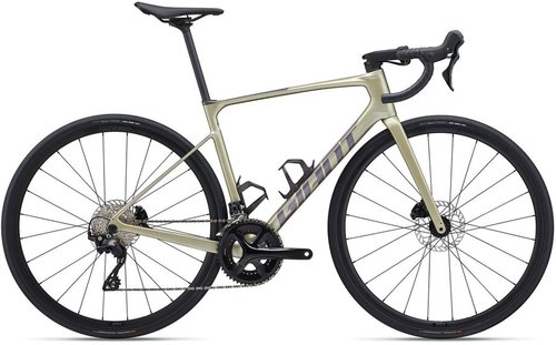 Giant Defy Advanced 2 Rennrad Grün Modell 2024